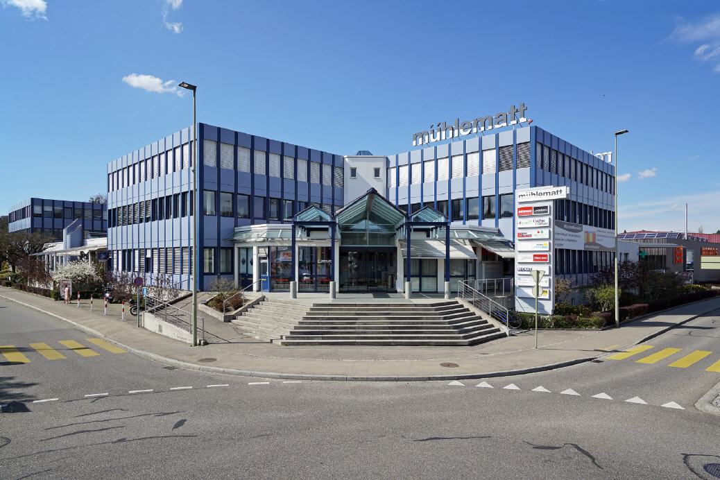 Hess Immocare_Referenz_muehlemattcenter2-oberwil