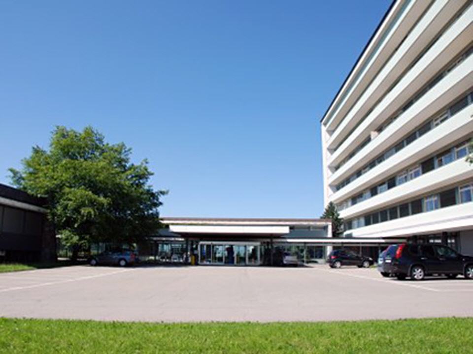 Hess Immocare_Referenz_gymnasium-menzingen